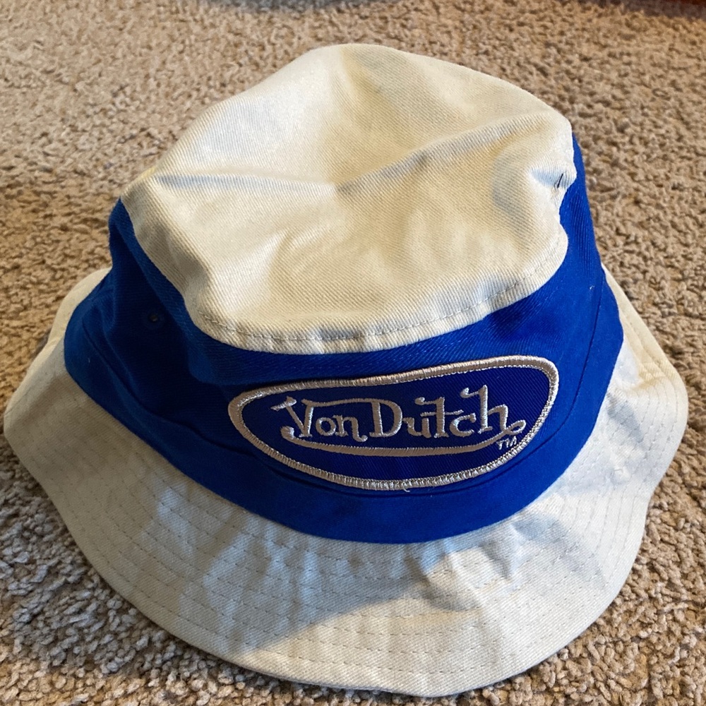 BRAND NEW Von Dutch Two-Tone Blue and White Bucket Hat